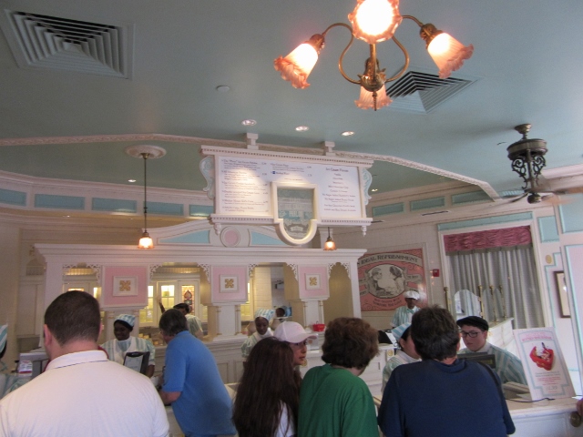 Plaza Ice Cream Parlor at マジックキングダム